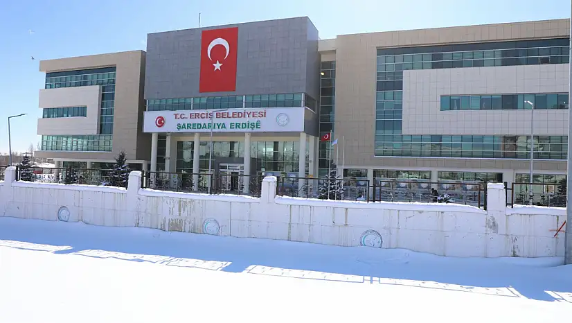 Erciş Belediyesi'nden Kadınların Ekonomik Gücünü Artıran 'Kadın Emek Pazarı' Projesi