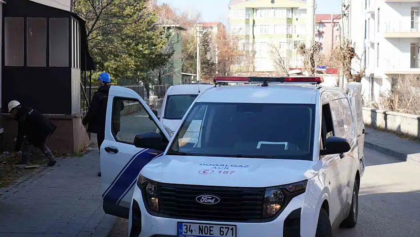 Erzurum'da Doğal Gaz Patlaması: 2 Katlı Bina Çöktü, 1 Yaralı!