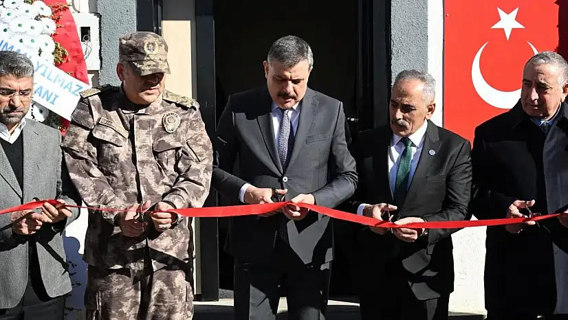 Erzurum'da Emniyet Teşkilatı Şehit Aileleri Vakfı'nın yeni hizmet binası açıldı