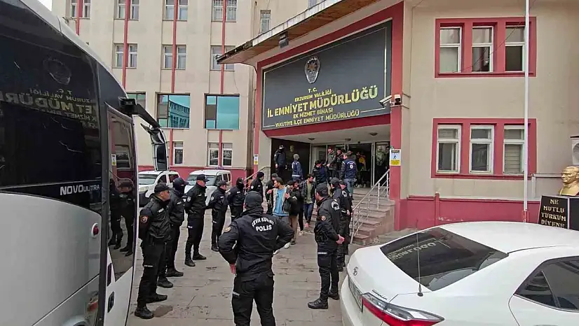 Erzurum'da göçmen kaçakçılığına yönelik operasyonda 73 kişi yakalandı, 4 organizatör tutuklandı