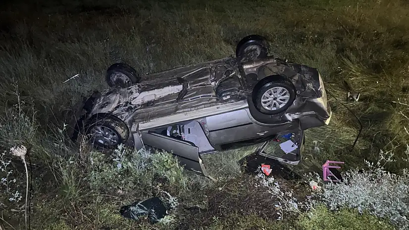 Erzurum'da kontrolden çıkan otomobil devrildi: 4 yaralı