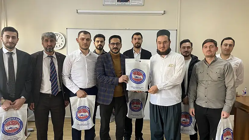 Erzurum'da Mesleki Eğitim Programını Tamamlayan Din Görevlilerine Ziyaret
