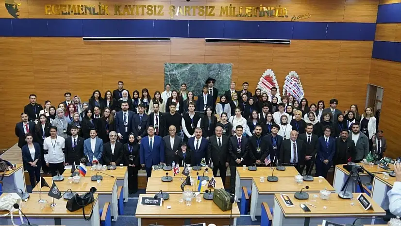 Erzurum'da Model Birleşmiş Milletler Simülasyonu ile gençlerin demokrasi ve diplomasi eğitimi pekiştirildi