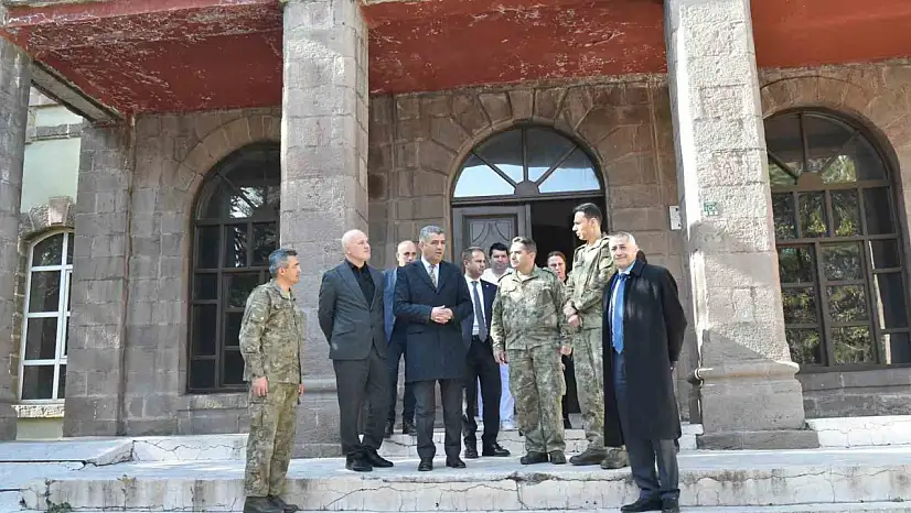 Erzurum'da Türk Eğitim Tarihi Arşivi Çalışmaları Toplandı