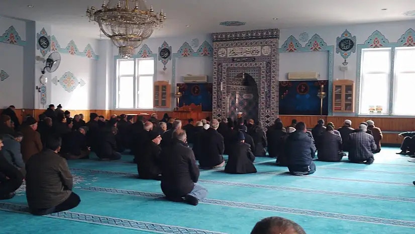 Erzurum Oltu'da Tefsir Dersleri İlgiyle Devam Ediyor