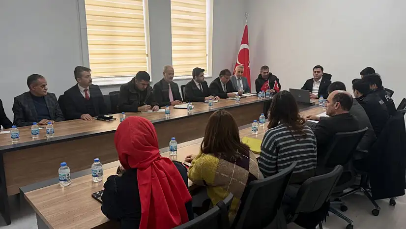 Erzurum Tortum'da Kurum Amirleriyle Yılın İlk Değerlendirme Toplantısı Yapıldı