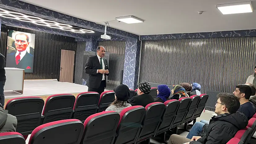 Geleceğin Mimarlarıyla Tanışma: Yeni Öğretmenler Iğdır İl Müdürü Aziz Gün ile Bir Araya Geldi