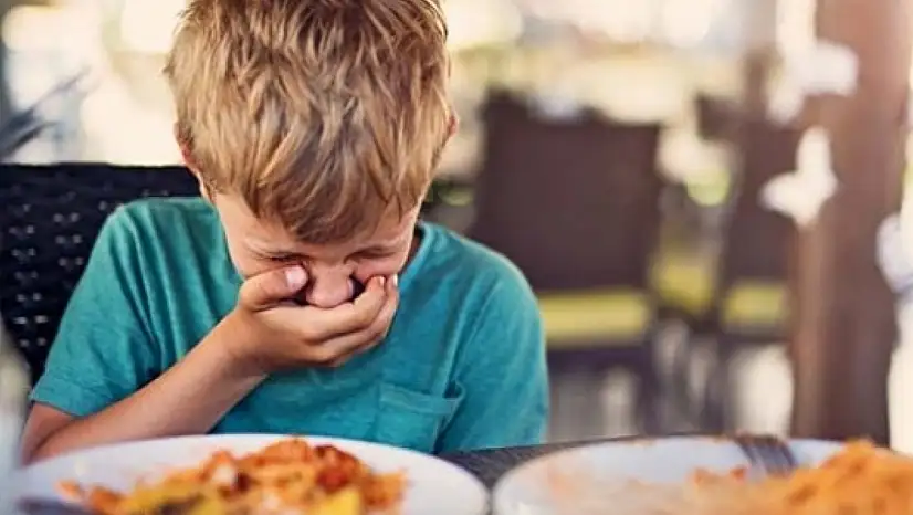 Gıda zehirlenmesi nedir ve nasıl önlenir? Uzmanından önemli bilgiler