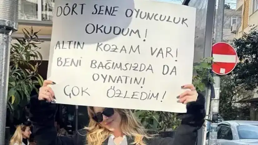Hayal Köseoğlu neden pankart açtı, ne yazıyor? Hayal Köseoğlu pankart olayı nedir?