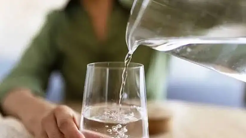 İdrar kaçırmamak için suyu azaltmak sağlığı tehdit edebilir