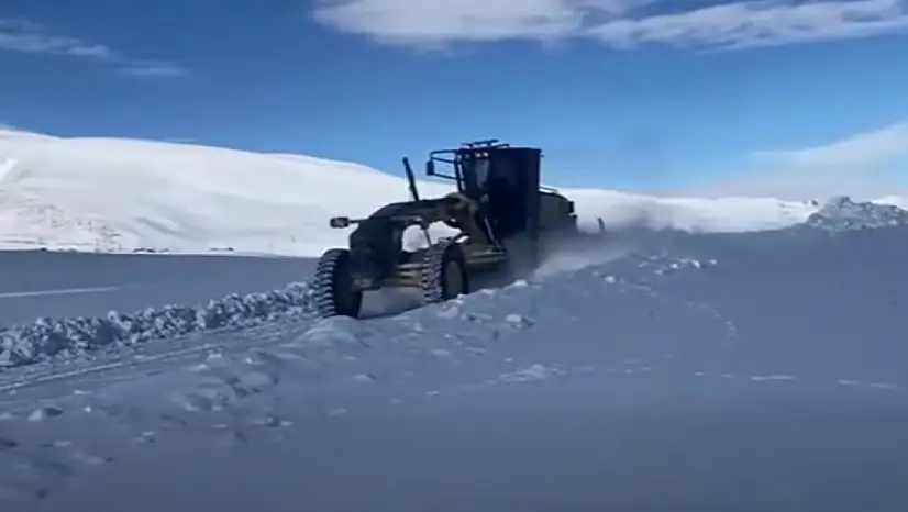 Iğdır'da Kapanan Köy Yolları İçin Ekipler Seferber Oldu