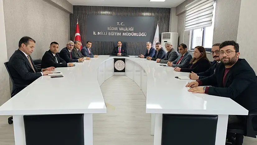 Iğdır İl Millî Eğitim Müdürlüğünde Haftalık Değerlendirme Toplantısı Yapıldı