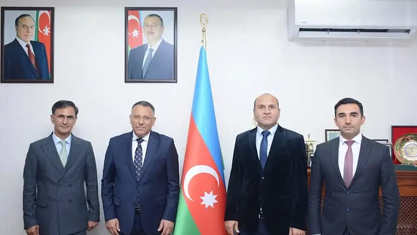 Iğdır Üniversitesi Rektörü Prof. Dr. Ekrem Gürel'den Azerbaycan İlahiyat Üniversitesi'ne Akademik Ziyaret