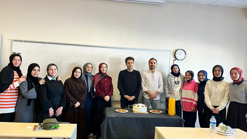 İKSAT'tan Akademik Başarıya Anlamlı Tebrik