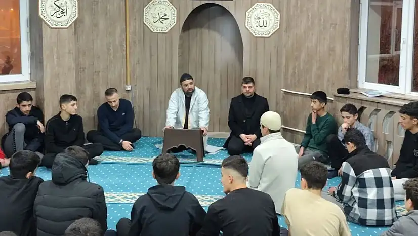 İlim Yayma Cemiyeti'nden Said Nursi AİHL'de Anlamlı Sohbet Programı