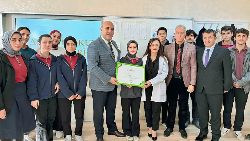 İzzeddin Şir Lisesi, Yaşayan Okul Bahçesi ile Türkiye'de çevre duyarlılığına örnek oldu!