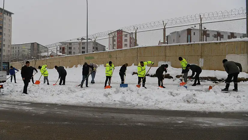 Karla Mücadele Çalışmaları Aralıksız Devam Ediyor