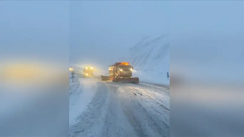 Karla mücadelede turuncu ekipler görev başında
