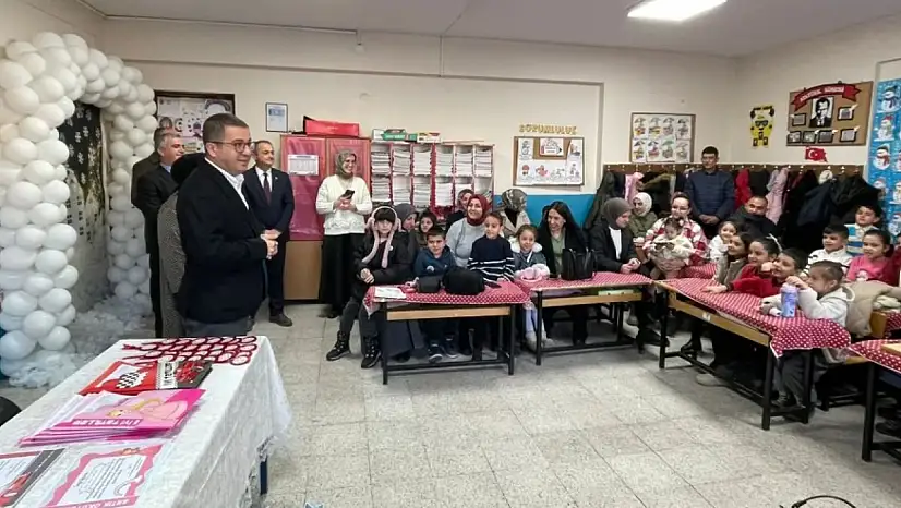 Kars Kağızman Kaymakamı ve Belediye Başkan Vekili Daştan'dan Öğrencilere Karne Sevinci
