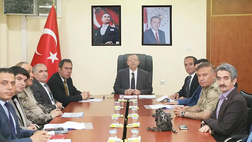 Kars'ta Bağımlılıkla Mücadele Toplantısı: 2025 Hedefleri ve İşbirlikleri Belirlendi