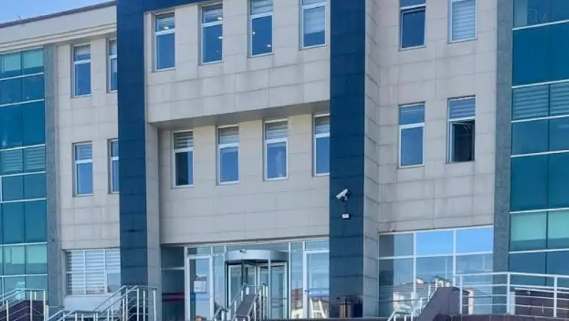 Kars'ta Torbacı Operasyonunda İki Şüpheli Tutuklandı