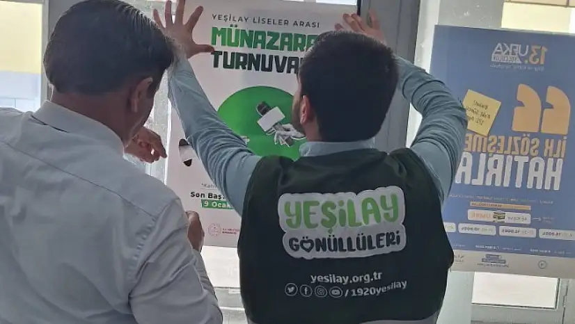 Kars'ta Yeşilay Münazara Turnuvaları Tanıtımı Sürüyor
