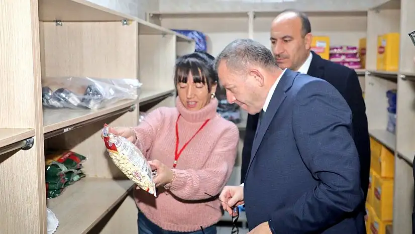 Kars Valisi Ziya Polat'tan Atatürk Kız MTAL'ye Ziyaret