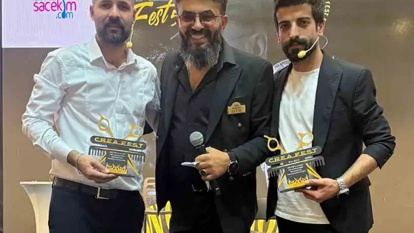 Karslı kuaför Onur Çelik, Antalya'da ulusal organizasyonda eğitmen ve jüri oldu