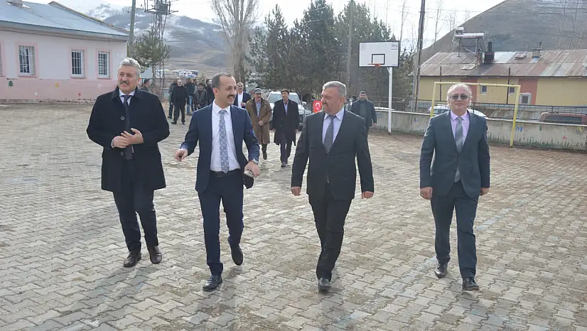 Kaymakam Poçanoğlu'ndan Kırık İlk-Ortaokuluna Ziyaret