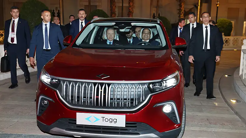 Kırmızı Togg Kahire'de gündem oldu