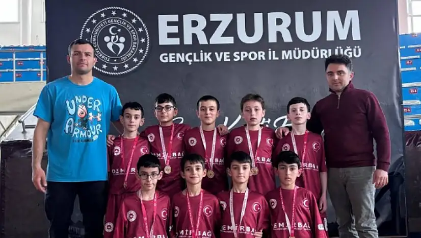 Küçükler Voleybol İl Birinciliğinde Şampiyonlar Belli Oldu
