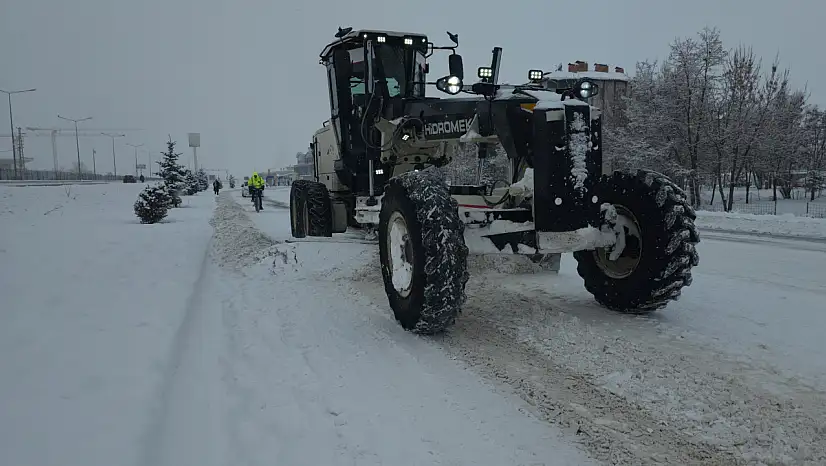 Meteorolojiden Ağrı için kuvvetli yağış uyarısı: Ağrı Belediyesi teyakkuza geçti