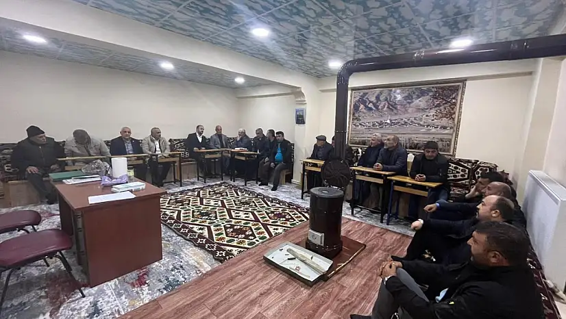 MHP Erzurum Teşkilatı Derdin Derdimiz Sohbetleriyle Sahada