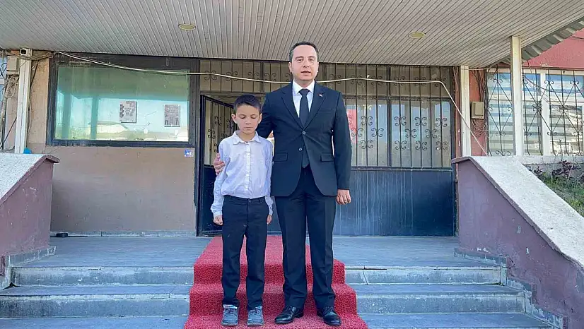 Minik Umut'un hayali gerçek oldu: Kaymakamlık koltuğunda oturdu!