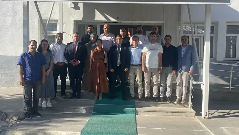 Muş Gençlik ve Spor İl Müdürlüğü'nde Görev Değişimi: Mehmet Arif Taşdemir'den Yusuf Kılıç'a Devredildi