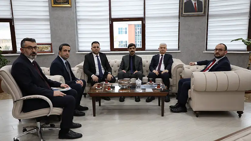 Muş Gençlik ve Spor İl Müdürü Yusuf Kılıç'tan Rektör Alican'a Ziyaret