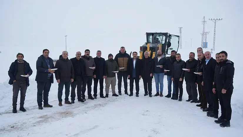 Muş Muhtarlar Derneği'nden Karla Mücadelede Emek Veren Kahramanlara Teşekkür