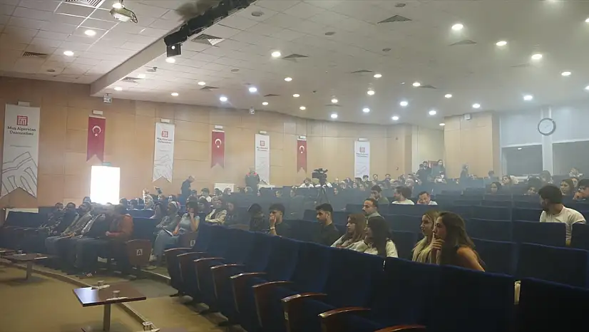 Muş'ta deprem paniğine karşı uygulamalı eğitim verildi