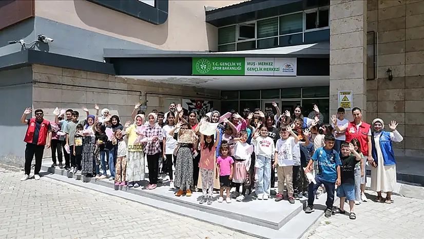 Muş'ta Gençler GSB Gençlik Yaz Kulübü ile Eğlenceli Bir Yaz Tatili Yaşıyor