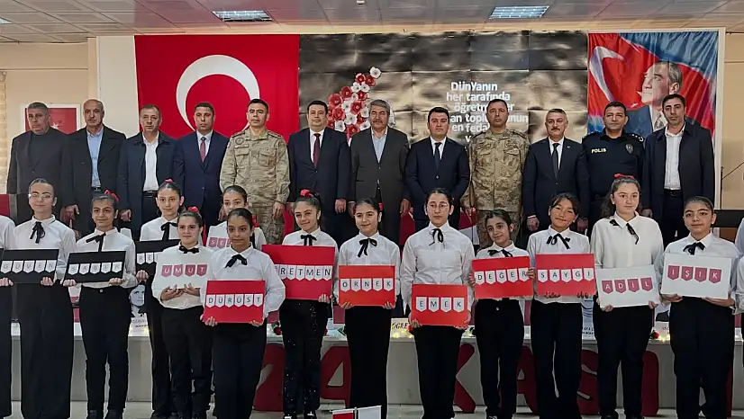 Öğretmenler Günü Patnos'ta anlamlı etkinlikle kutlandı