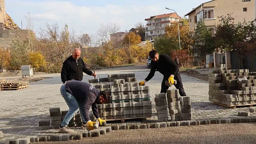 Oltu'da yol yapım çalışmaları tamamlandı, mahalleler daha yaşanabilir hale geldi