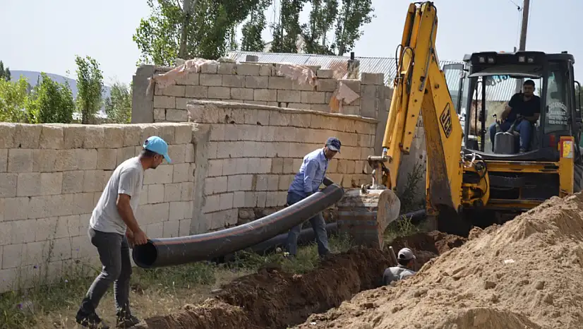 Patnos'ta bir sokağın daha altyapı sorunu çözüldü