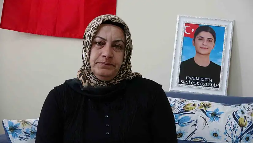 PKK'nın kaçırdığı kızı için mücadele eden Vanlı anne, Anneler Günü'nü gözyaşıyla geçirdi