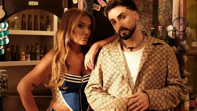 Sefo şarkıda ne diyor? Sefo-Demet Akalın Yerinde Dur şarkı sözleri!