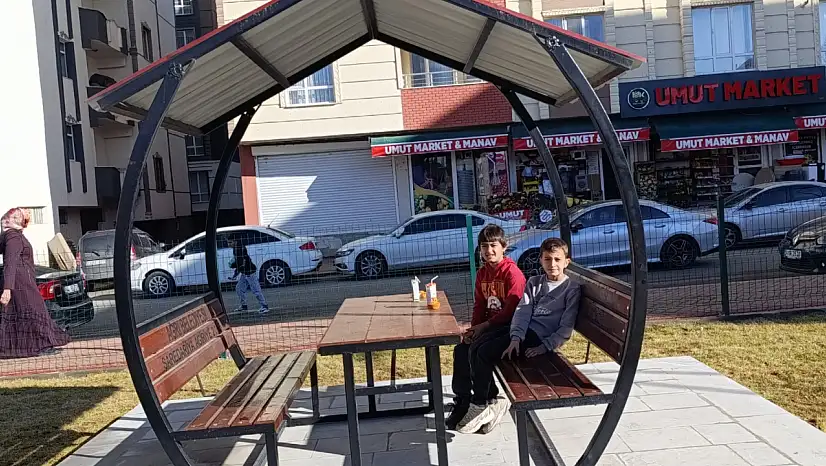 Sırrı Süreyya Önder Parkı'nda hafta sonu temizliği