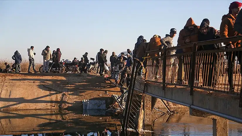 Suriye'de tahliye dramı: Binlerce kişi hâlâ mahsur