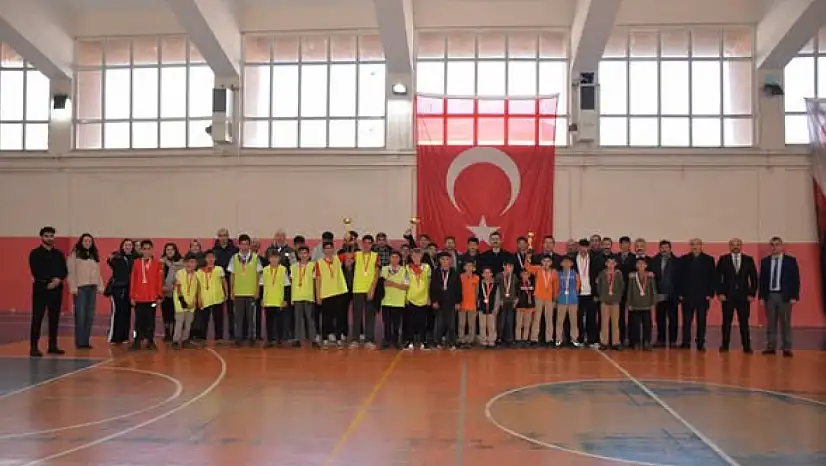 Susuz'da Futsal Turnuvası Finali Heyecanı