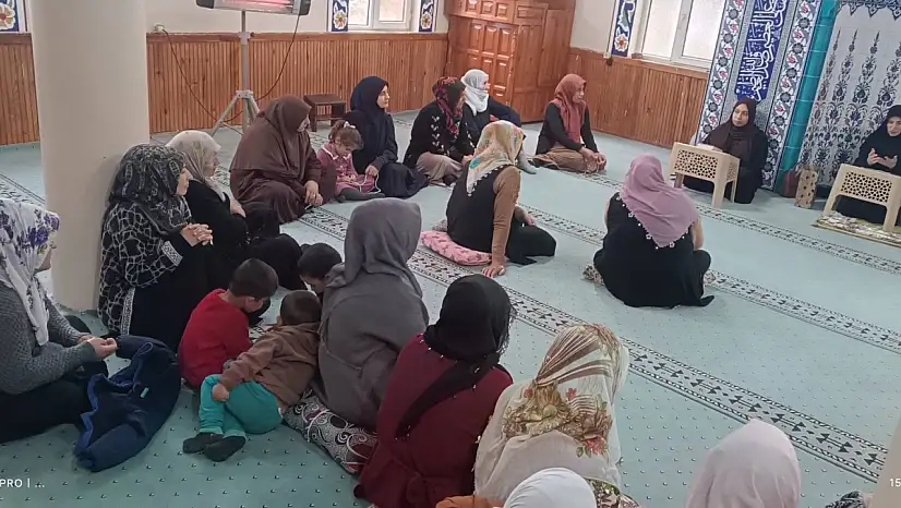 Taşlıçay'da köy kadınlarına temizlik ve dinî bilinç eğitimi verildi