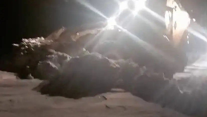 Tekman'da Yoğun Kar Yağışı Yolları Kapadı, Ekipler Seferber Oldu