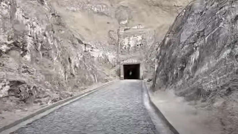 Tuz Dağı'nda 500 Metre Derinlikte Cumhuriyet Coşkusu Yaşandı